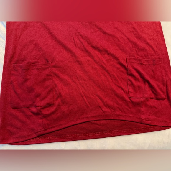 Burgundy Women's Top - Picture 8 of 8